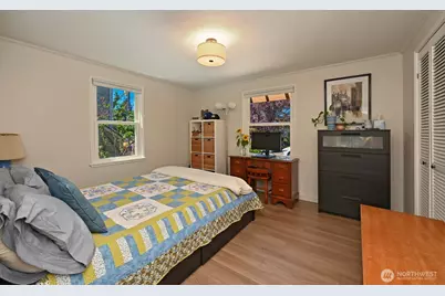 349 NW 49th Street, Seattle, WA 98107 - Photo 12