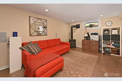 349 NW 49th Street, Seattle, WA 98107 - Photo 18
