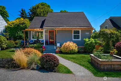 349 NW 49th Street, Seattle, WA 98107 - Photo 1
