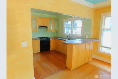 7217 4th Avenue NW, Seattle, WA 98117 - Photo 4
