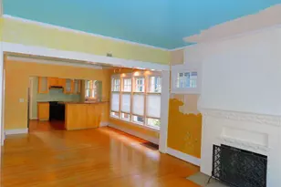 7217 4th Ave NW, Seattle, WA 98117 - Photo 2