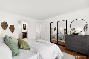 3835 25th Ave W, Seattle, WA 98199 - Photo 18