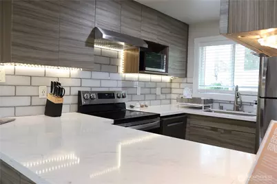14517 NE 40th Street #F103, Bellevue, WA 98007 - Photo 12
