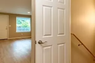 11049 18th Ave SW, Seattle, WA 98146 - Photo 18