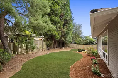 14115 SE 45th Street, Bellevue, WA 98006 - Photo 38
