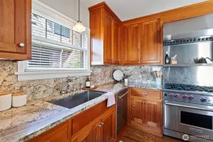 1012 N Park Dr, Tacoma, WA 98403 - Photo 12