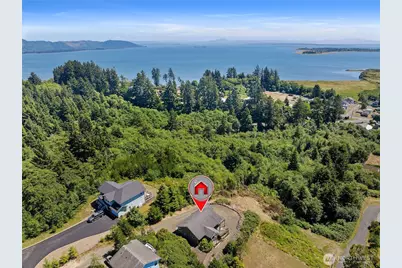 508 Mary Ann, Ilwaco, WA 98624 - Photo 2