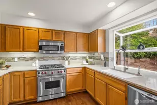 10518 157th Ave NE, Redmond, WA 98052 - Photo 4