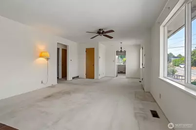 5900 34th Avenue SW, Seattle, WA 98126 - Photo 6
