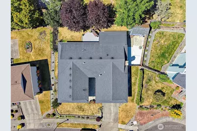 914 S 30th Place, Renton, WA 98055 - Photo 38