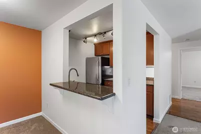 14200 SE 6th St #32, Bellevue, WA 98007 - Photo 6