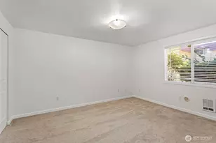 14200 SE 6th St, Bellevue, WA 98007 - Photo 8