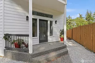 108 N Livingston Bay Rd, Camano Island, WA 98282 - Photo 6