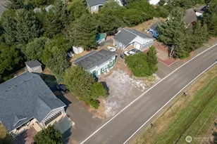 320 Marine View Dr SW, Ocean Shores, WA 98569 - Photo 14