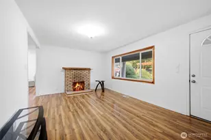 14937 133rd Ave SE, Renton, WA 98058 - Photo 2