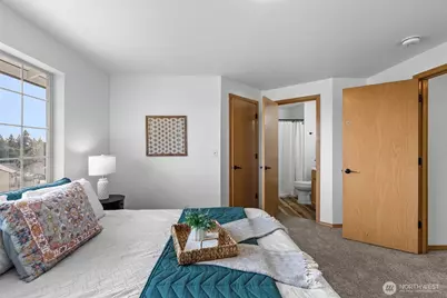 7307 Morning View Avenue NE, Bremerton, WA 98311 - Photo 18