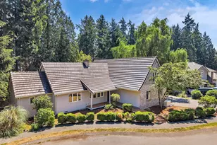 3851 Ambleside Ln NE, Bremerton, WA 98311 - Photo 2