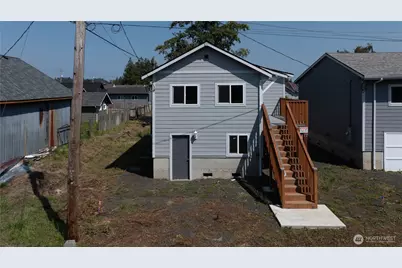 102 N Martin Street, Aberdeen, WA 98520 - Photo 2
