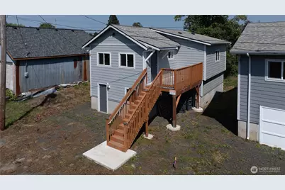 102 N Martin Street, Aberdeen, WA 98520 - Photo 1