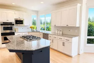35204 SE Augusta Pl, Snoqualmie, WA 98065 - Photo 8