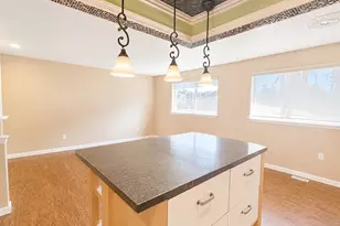 18523 68th St, Kenmore, WA 98028 - Photo 4