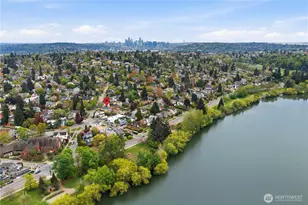 6238 Woodlawn Ave N, Seattle, WA 98103 - Photo 2