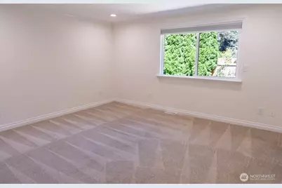 25218 SE 31st Place, Sammamish, WA 98075 - Photo 12