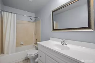17430 Ambaum Blvd S, Seattle, WA 98148 - Photo 20