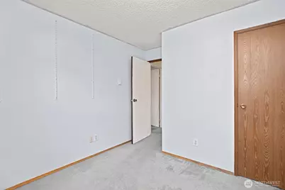 17430 Ambaum Boulevard S #37, Seattle, WA 98148 - Photo 24
