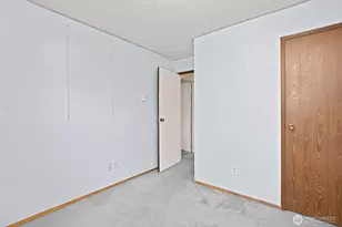 17430 Ambaum Blvd S, Seattle, WA 98148 - Photo 24