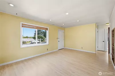 9831 33rd Avenue SW, Seattle, WA 98126 - Photo 8