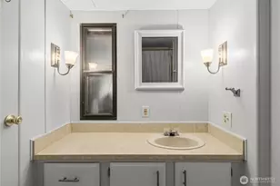 10029 Whitecap Dr NW, Olympia, WA 98502 - Photo 20