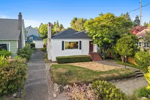 310 NW 75th St, Seattle, WA 98117 - Photo 1