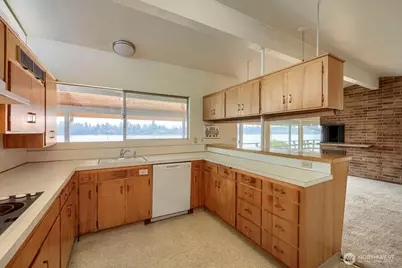 14639 SE 267th Street, Kent, WA 98042 - Photo 10