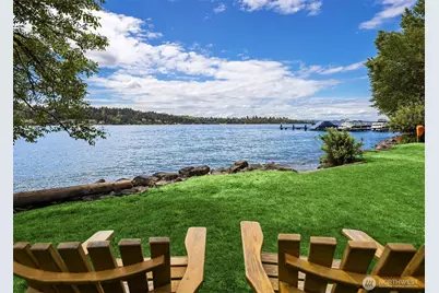 2716 106th Place SE, Beaux Arts Village, WA 98004 - Photo 2