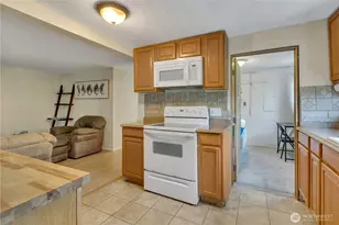 38181 SE Northern St, Snoqualmie, WA 98065 - Photo 10