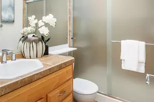 8418 Island Dr S, Seattle, WA 98118 - Photo 28