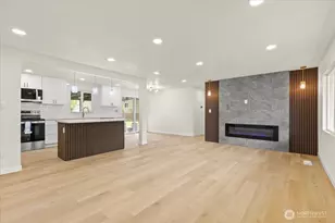 308 E 84th St, Tacoma, WA 98445 - Photo 16