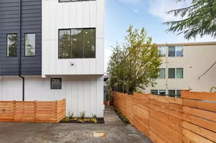 435 19th Ave E, Seattle, WA 98112 - Photo 26