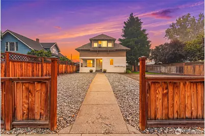 113 N Cleveland Avenue, Wenatchee, WA 98801 - Photo 1