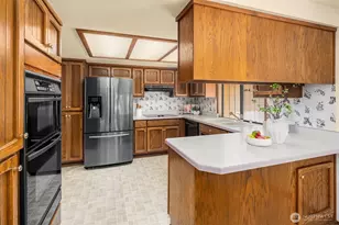 14227 20th Dr SE, Mill Creek, WA 98012 - Photo 8