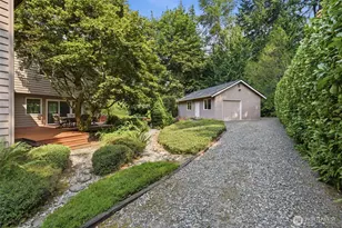 18202 NE 191st St, Woodinville, WA 98077 - Photo 2