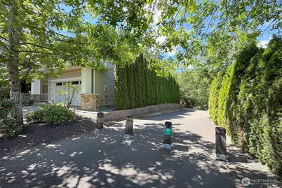 11787 159th Avenue NE, Redmond, WA 98052 - Photo 2