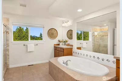 1226 269th Court SE, Sammamish, WA 98075 - Photo 22