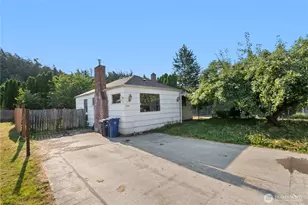 1420 S 6th St, Mount Vernon, WA 98273 - Photo 2