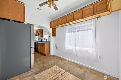 209 Fuller Street, Wenatchee, WA 98801 - Photo 8