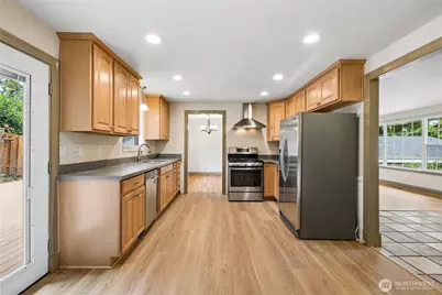 8912 229th Place SW #A, Edmonds, WA 98026 - Photo 10
