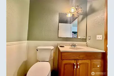 3719 Commercial Avenue, Anacortes, WA 98221 - Photo 8