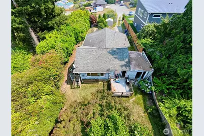 3719 Commercial Avenue, Anacortes, WA 98221 - Photo 18