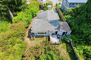 3719 Commercial Ave, Anacortes, WA 98221 - Photo 18